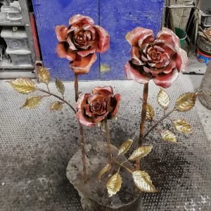 Emily-Stone-copper-roses-sculpture